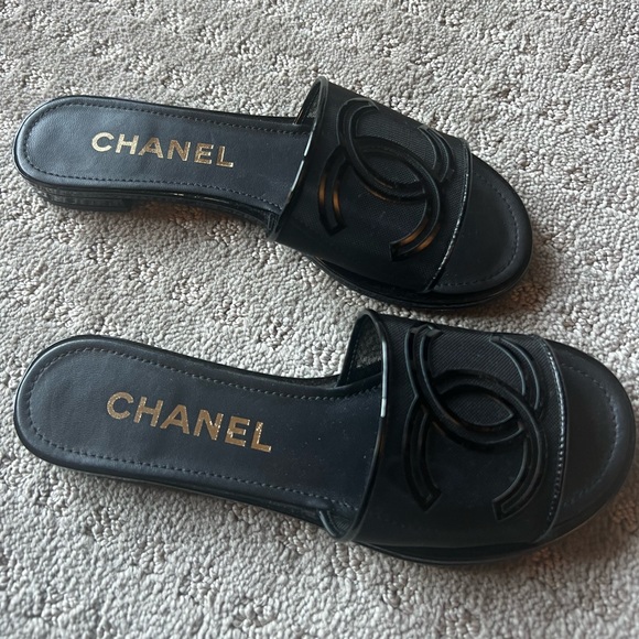 Brand new authentic CHANEL  slide sandals for sale! - Picture 4 of 10